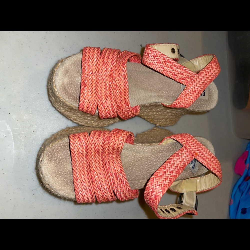 Sideout cute wedges!